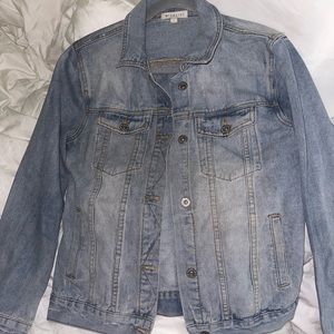 Wishlist Size Large Denim Jacket